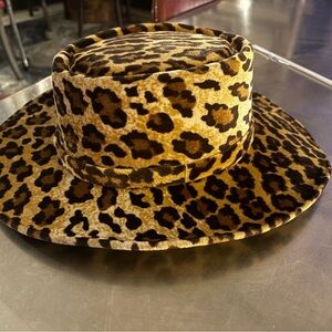 Nicol hats: Leopard Print Wide Brim Hat